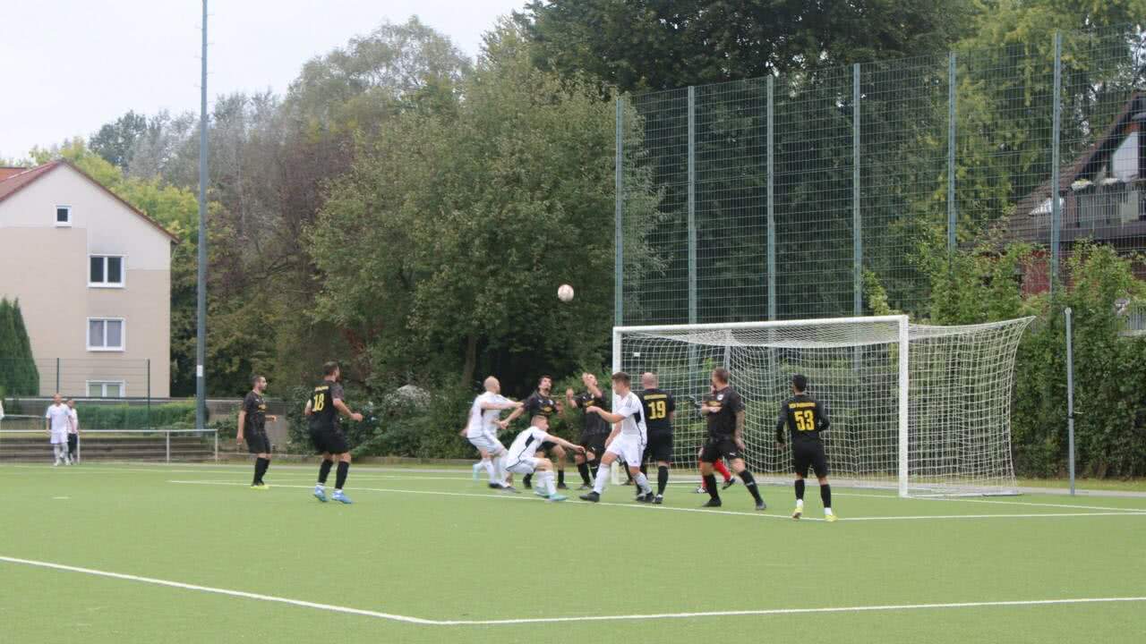 Erste Mannschaft gewinnt Ortsderby